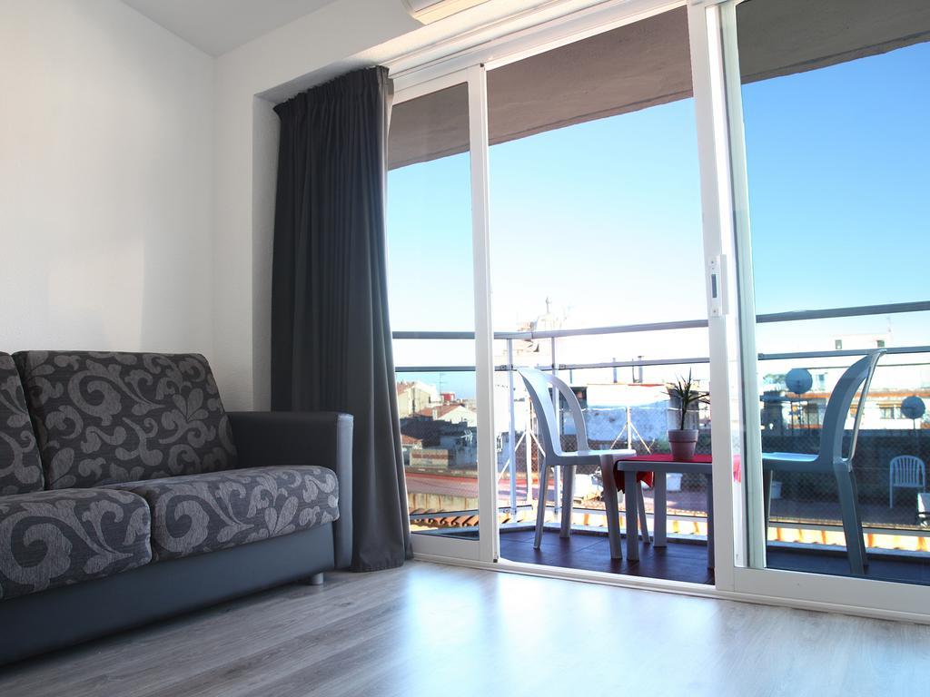 Apartaments Atzavara Calella Habitación foto