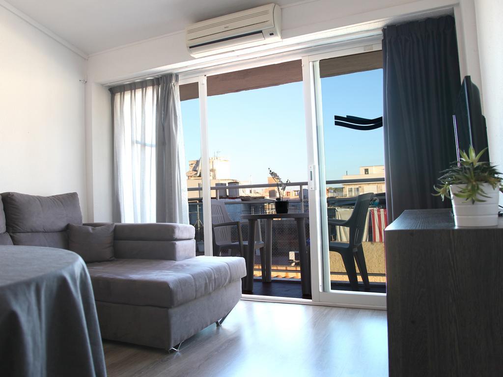 Apartaments Atzavara Calella Habitación foto