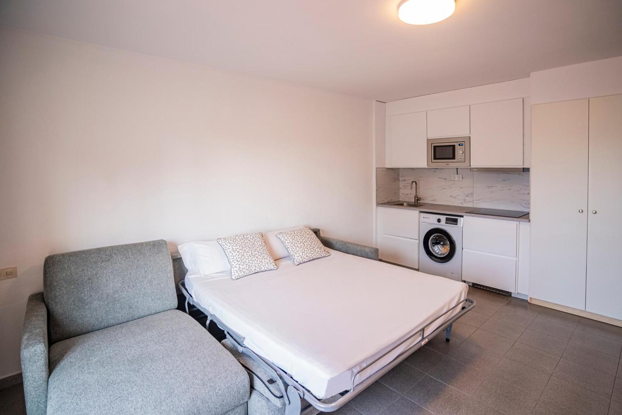 Apartaments Atzavara Calella Habitación foto