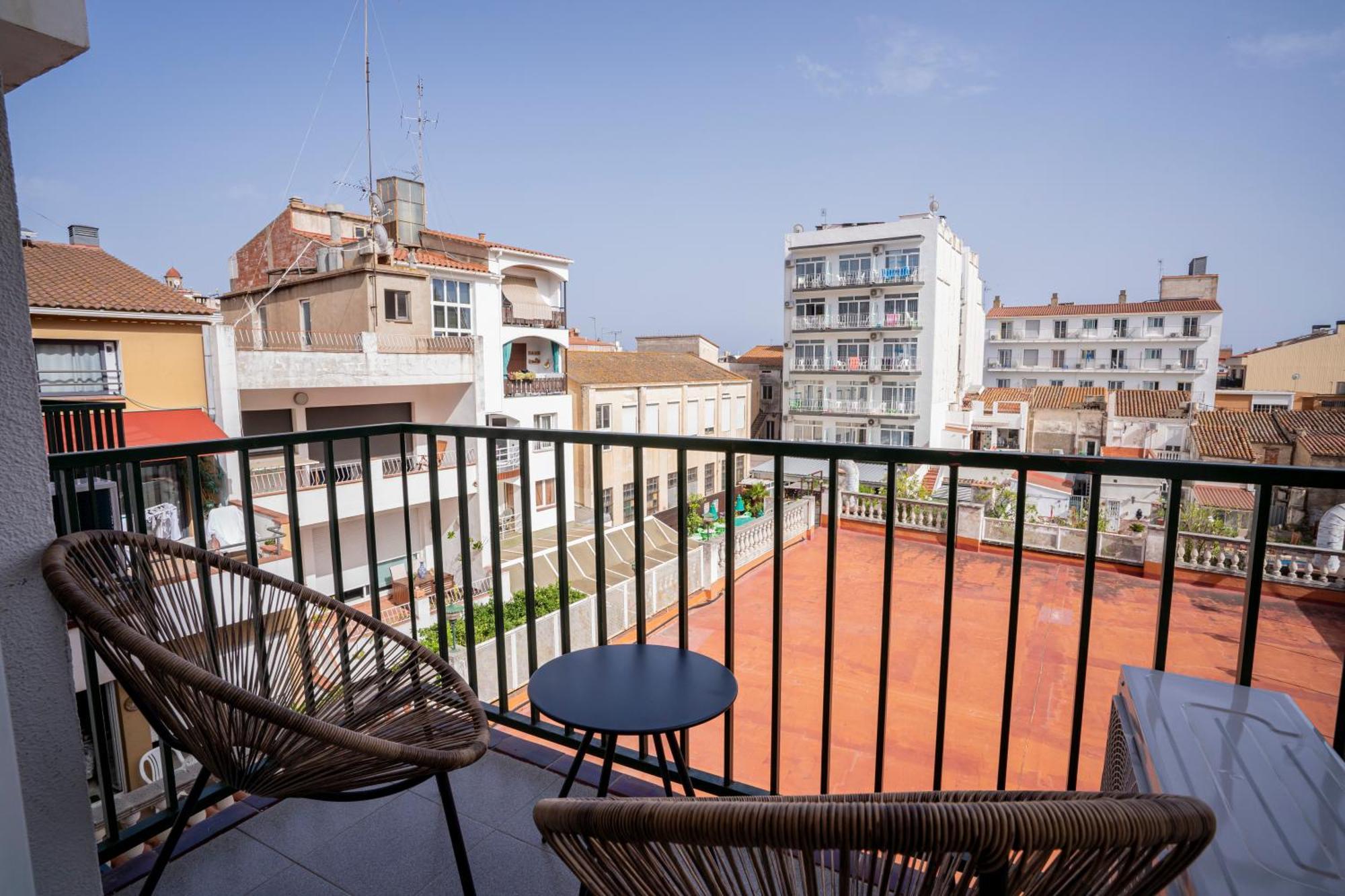 Apartaments Atzavara Calella Habitación foto