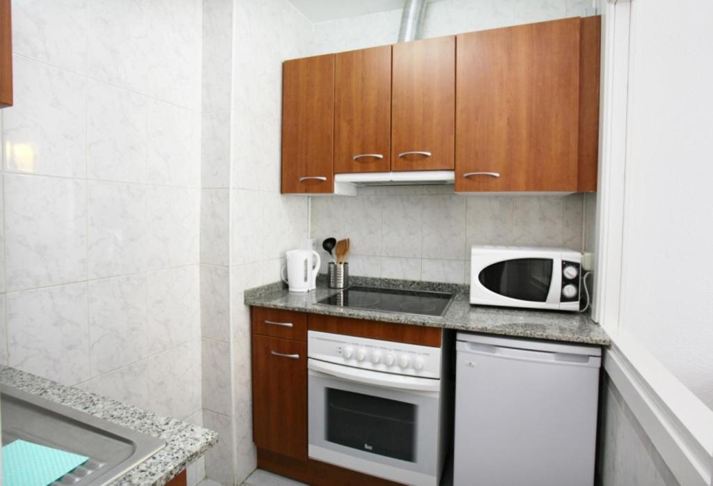 Apartaments Atzavara Calella Habitación foto