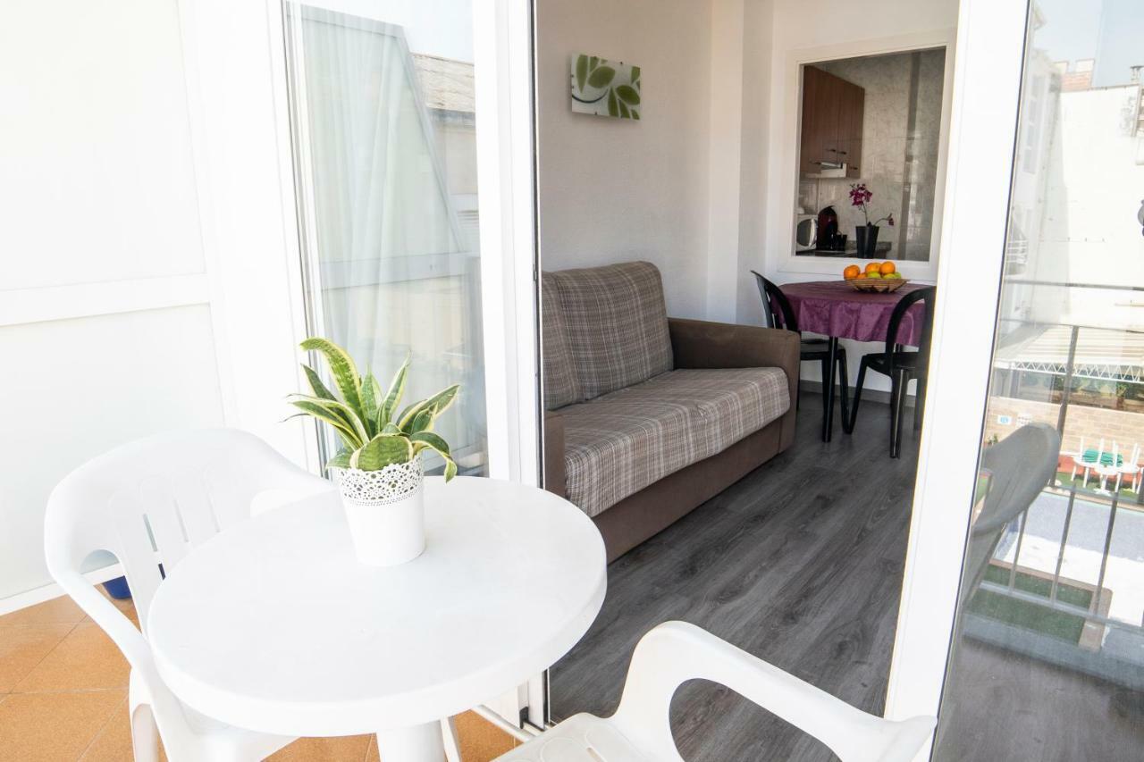 Apartaments Atzavara Calella Exterior foto