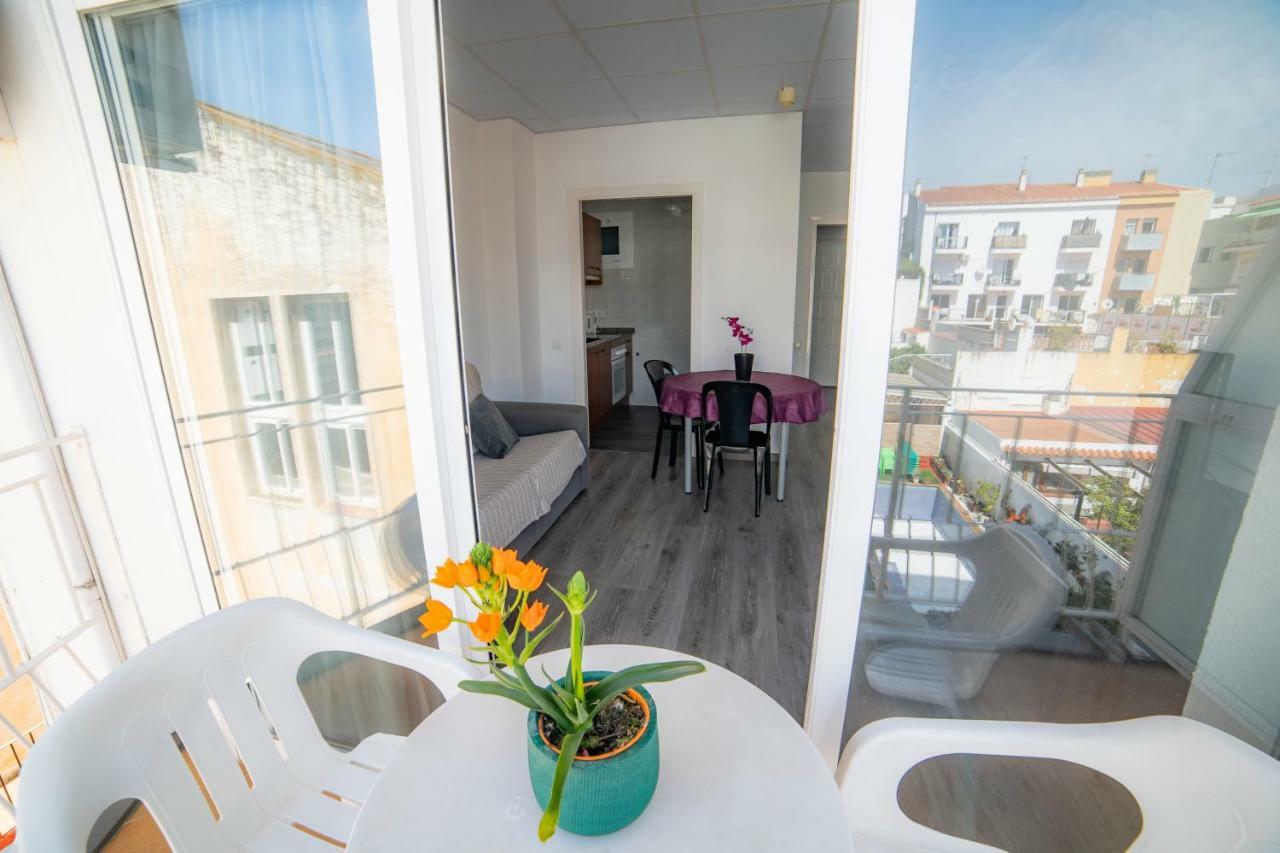 Apartaments Atzavara Calella Exterior foto